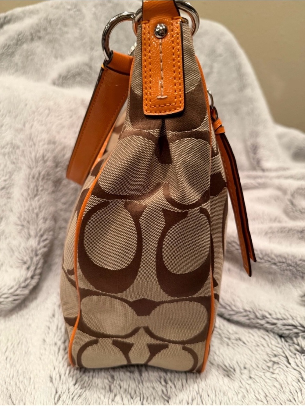Coach convertible hobo handbag classic jacquard signature “C” - Picture 8 of 13